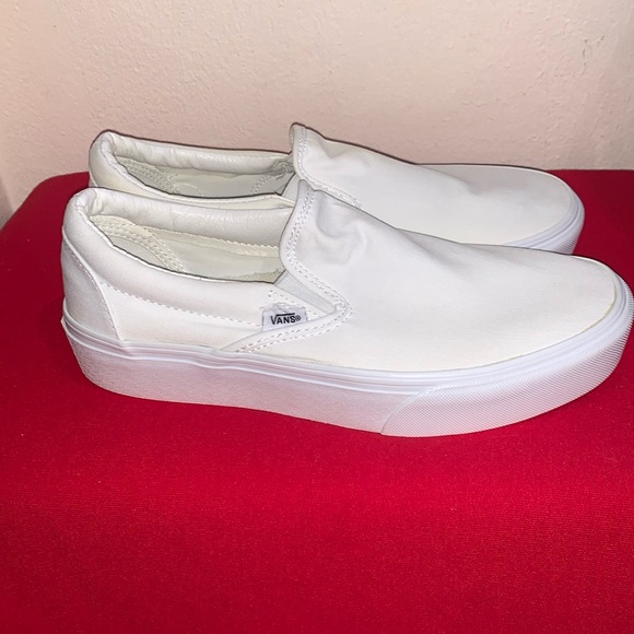 Vans - Picture 3 of 6